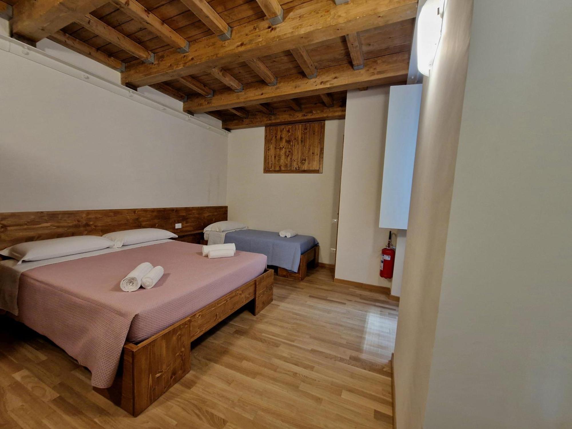 Bed and Breakfast Piazza Cavour LʼAquila Exterior foto